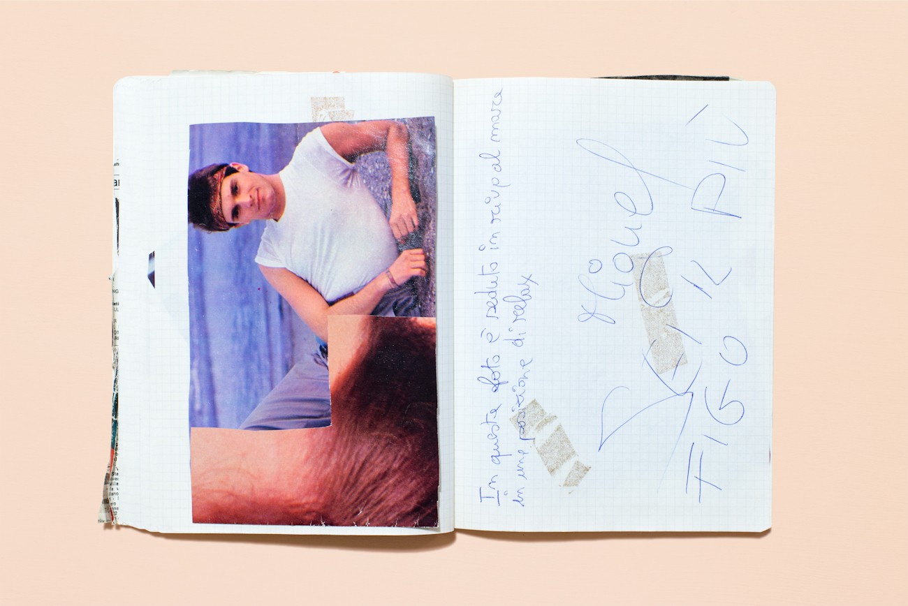 Pagine di un esilarante quaderno interamente dedicato a Miguel Bosé, 1980-82